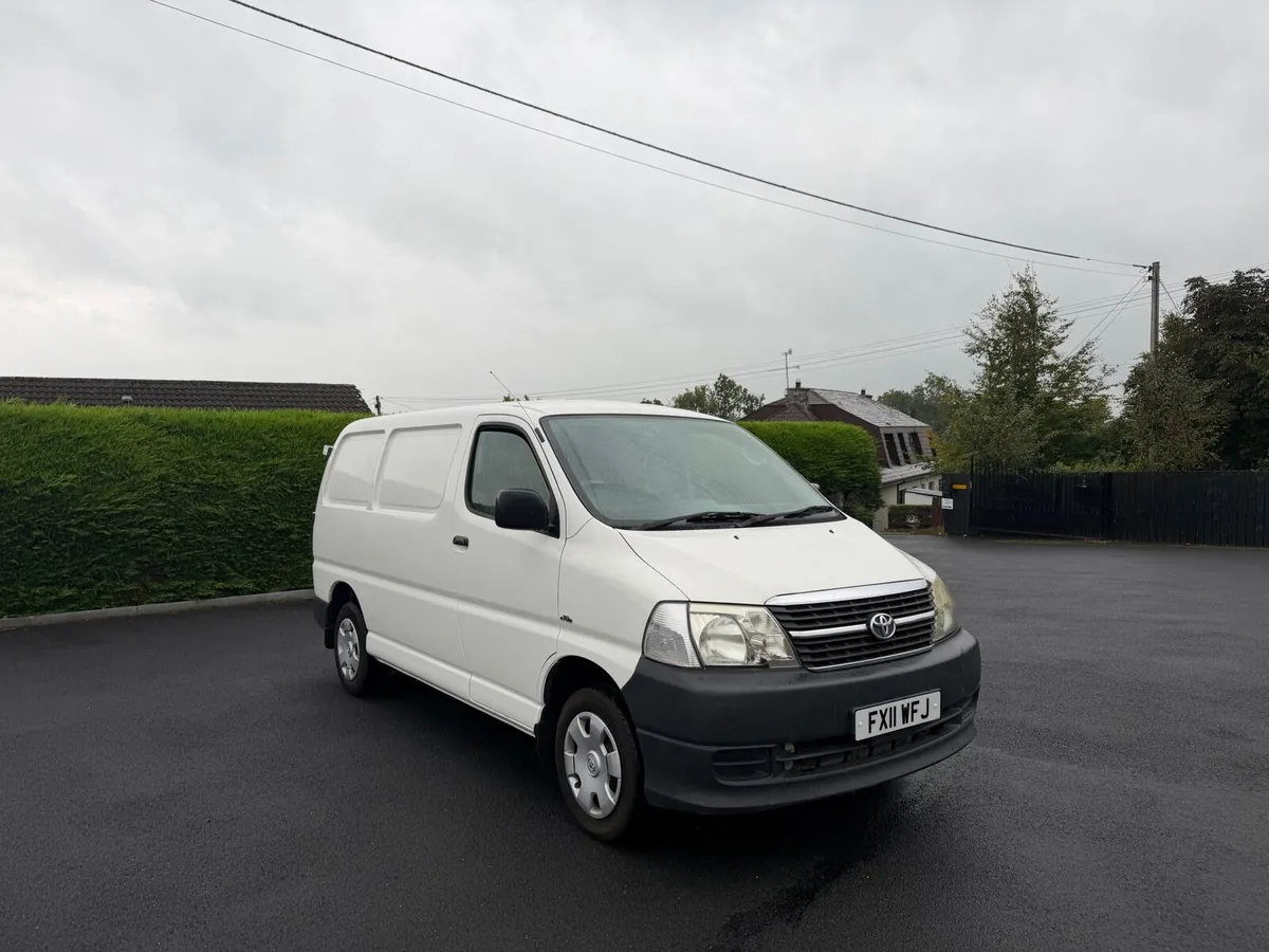 2011   Toyota Hiace d4d  SWB - Image 1