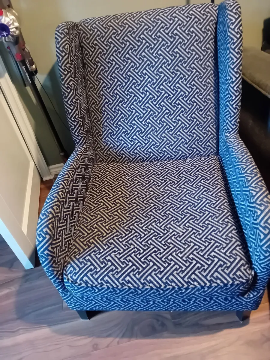 Armchair - Image 2