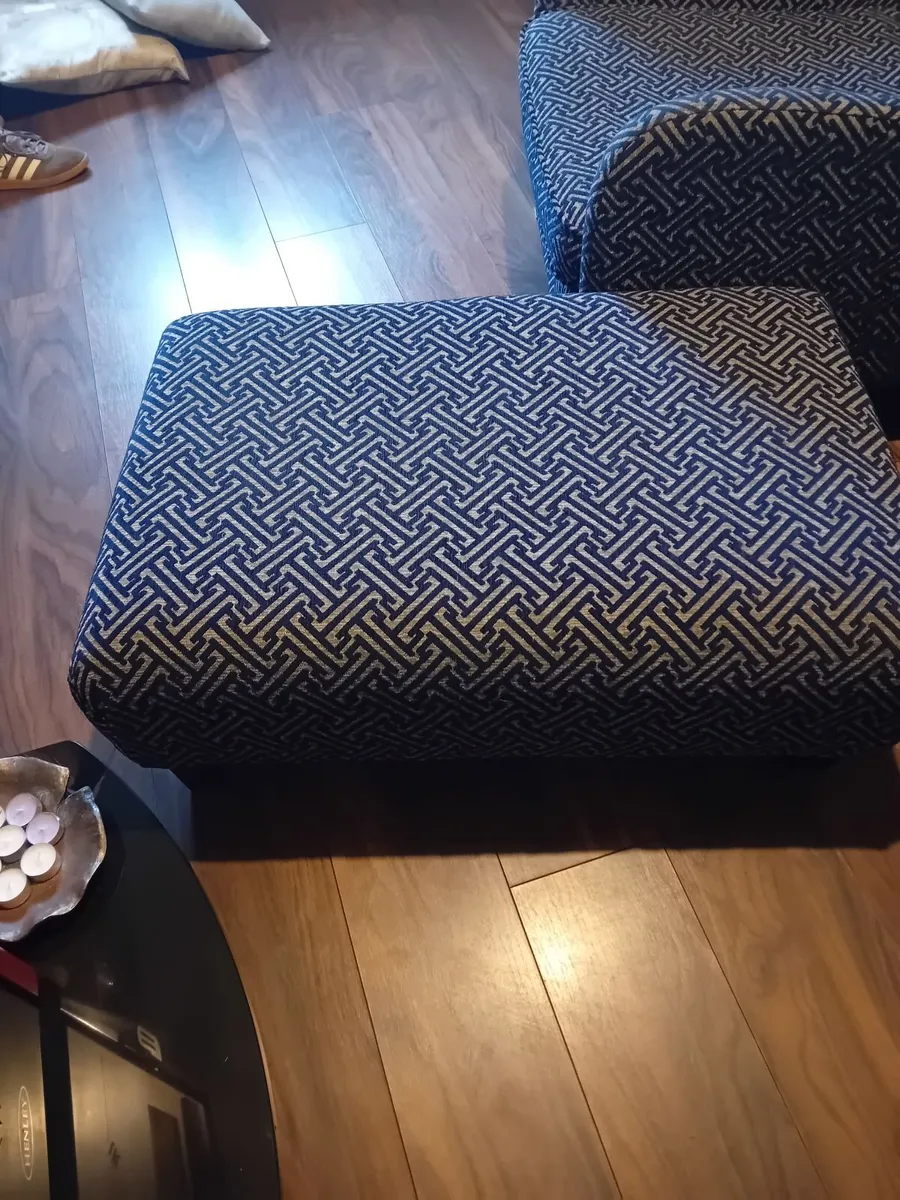 Armchair - Image 1