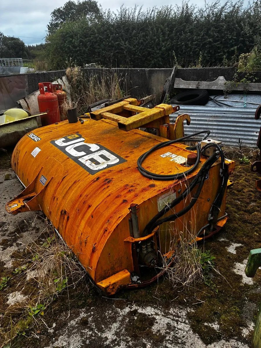 Jcb sweeper - Image 1