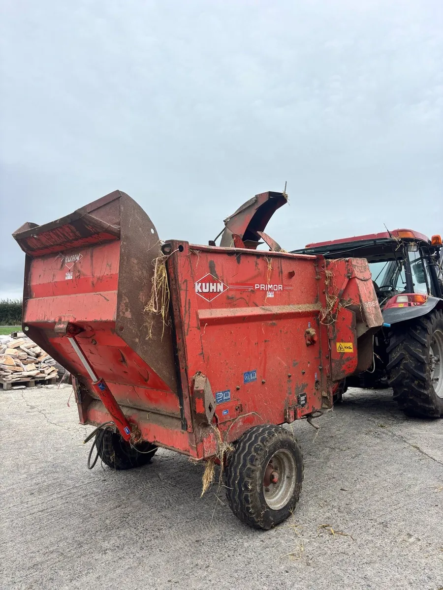 Bale Shredder & Spreader/ Straw Blower - Image 3