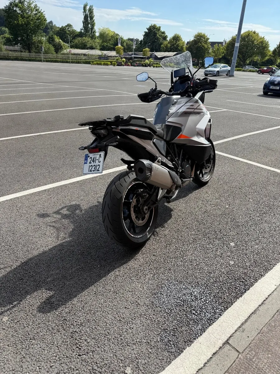 2024 KTM 1290 Super Adventure S - Image 4