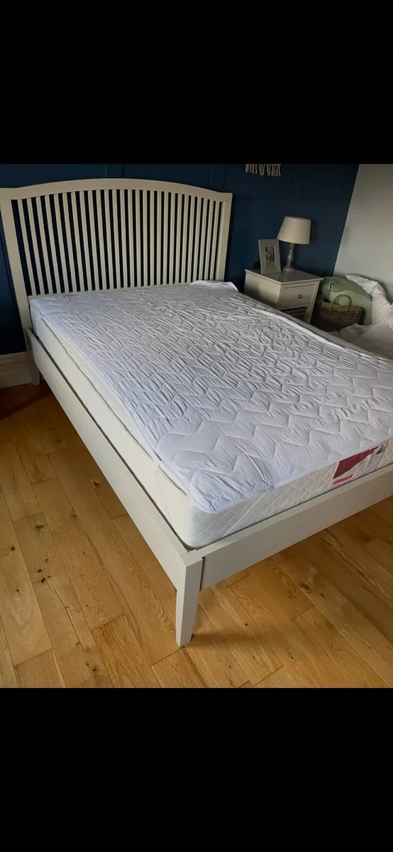 Bedroom set - Image 4
