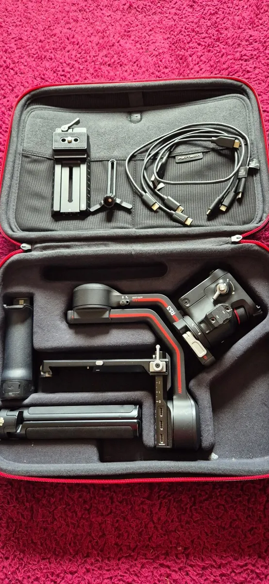 DJI Ronin RS3 Gimbal - Image 2