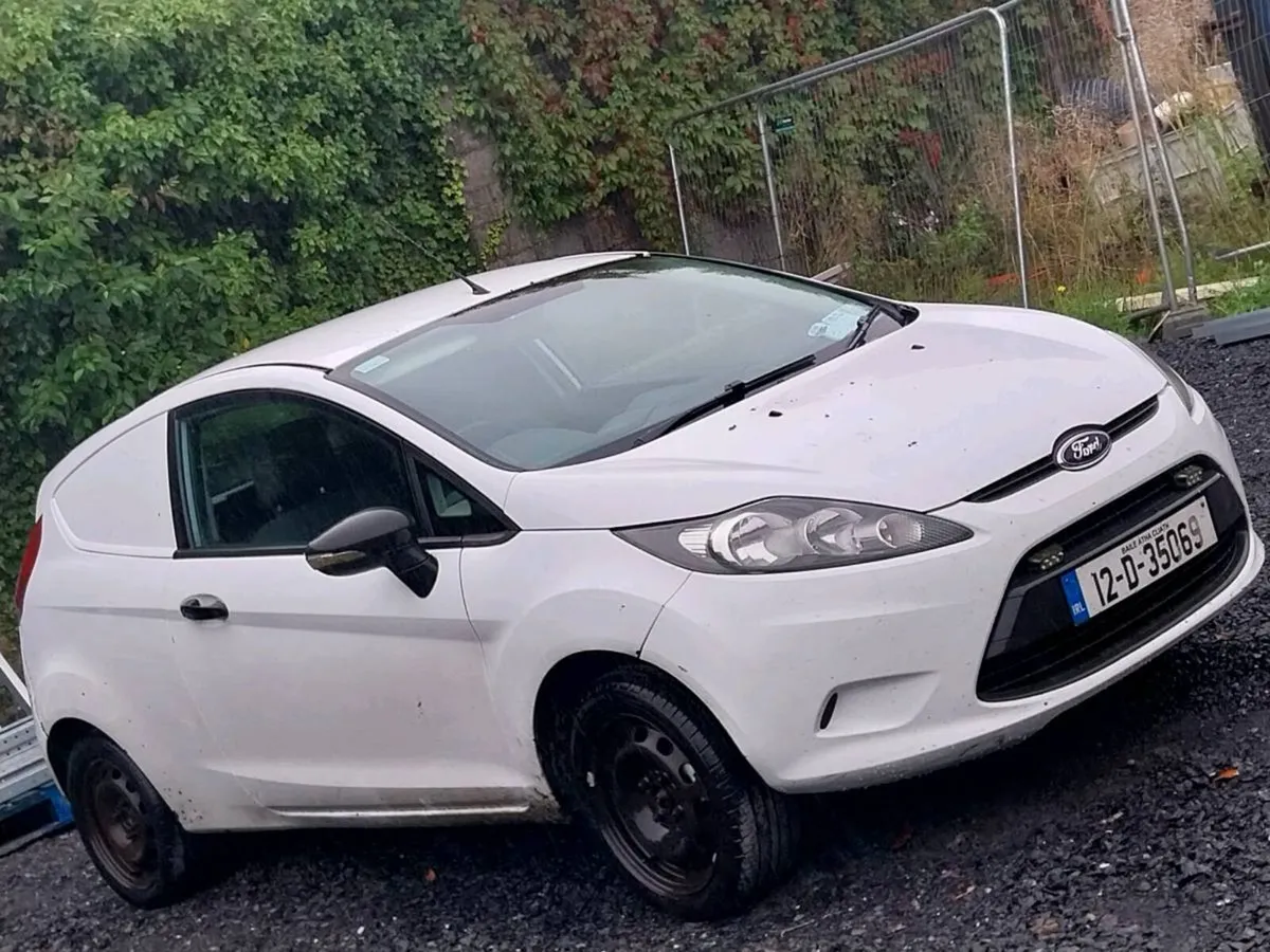 Ford Fiesta van - Image 1