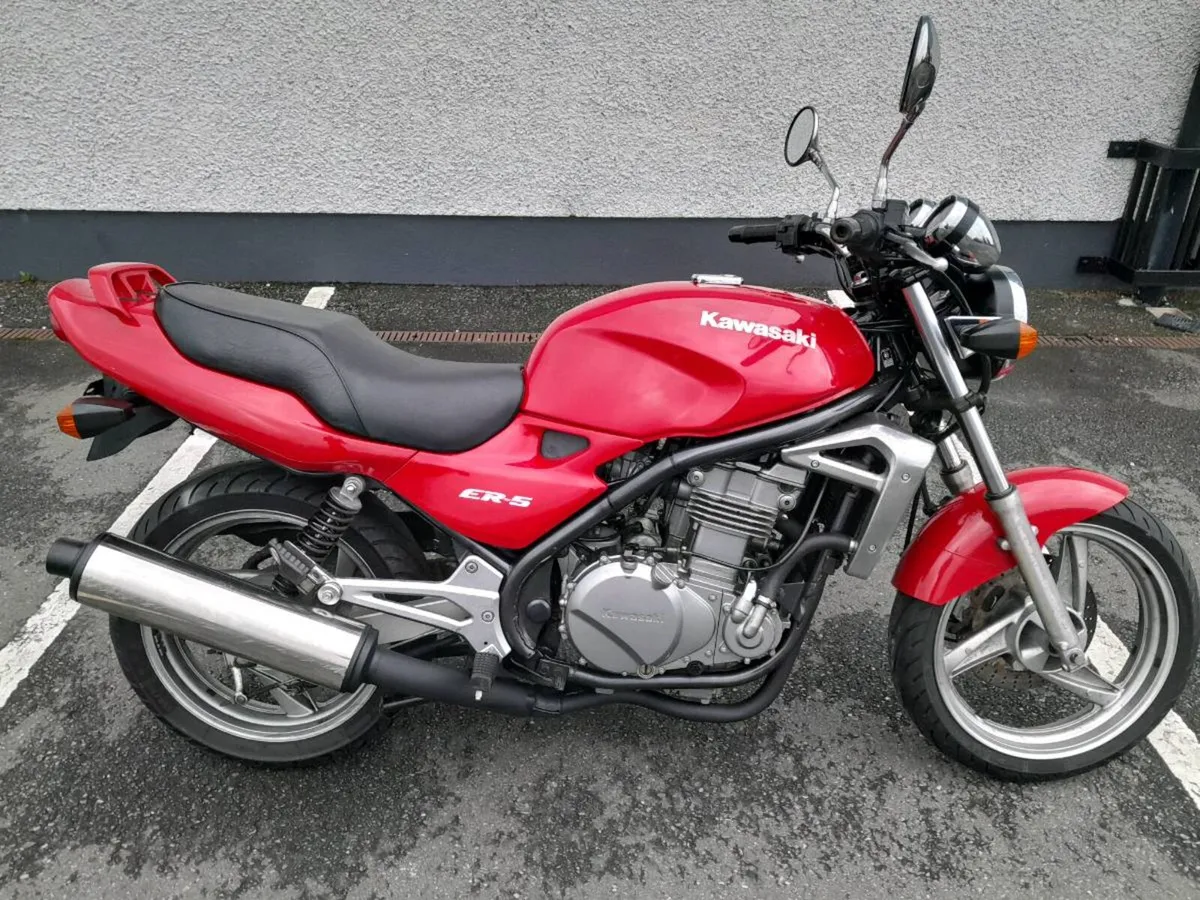 Kawasaki ER5 1997 - Image 1