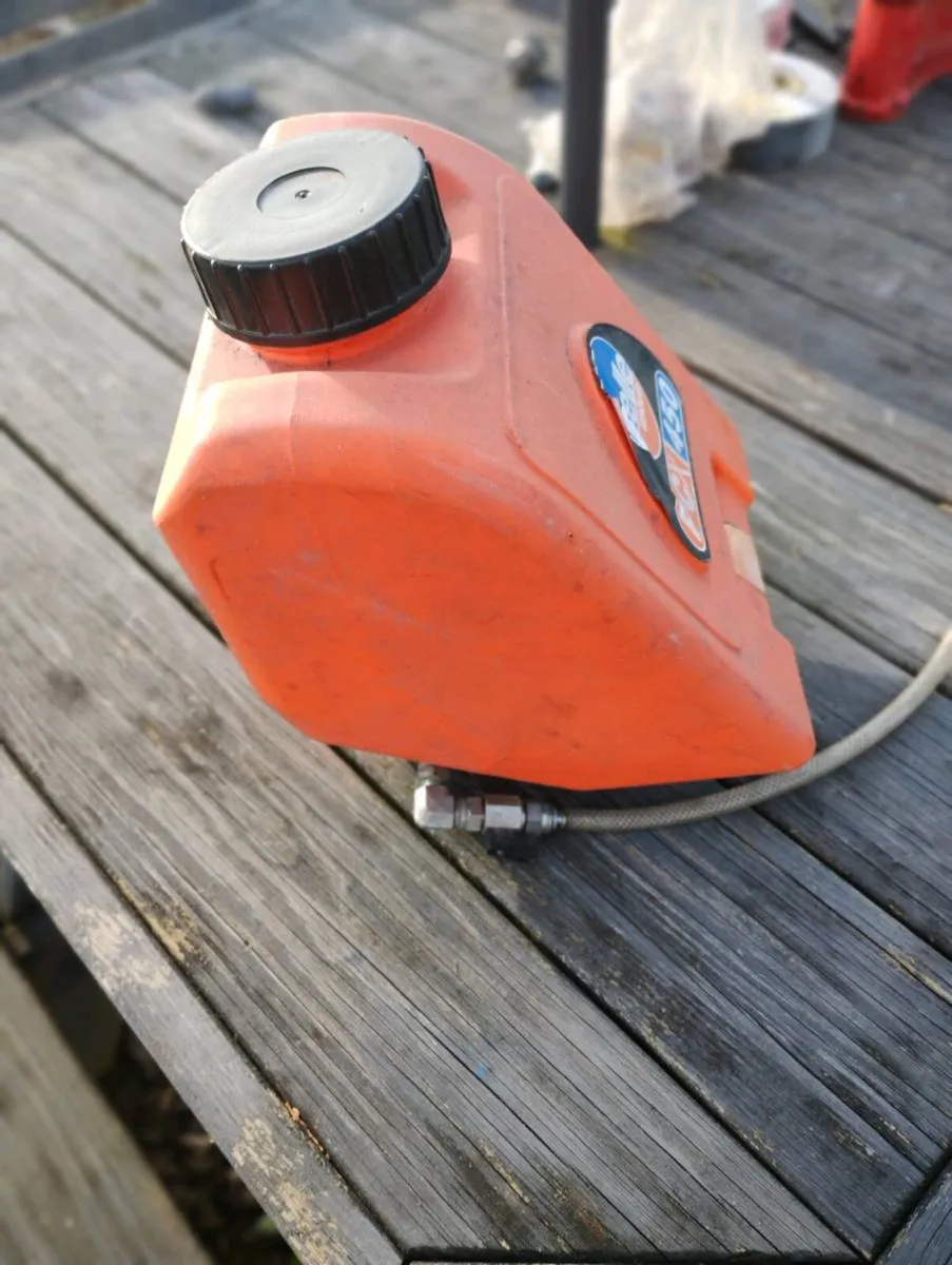 belle water container for vibrator compactor - Image 1