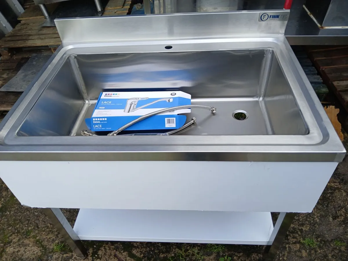 Staneless steel personnel sink unit  complete - Image 4