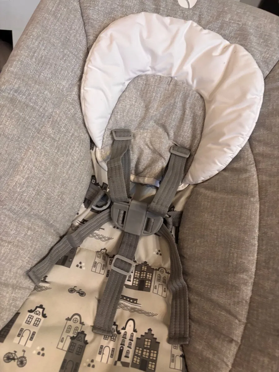 Baby bouncer - Image 1