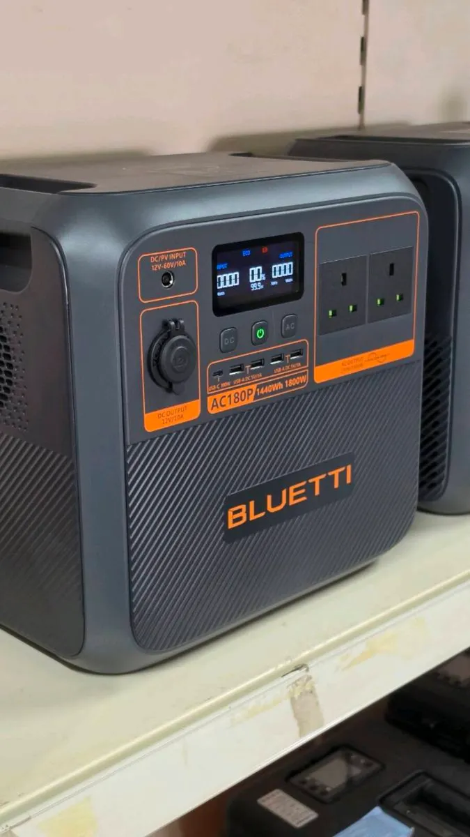 Power station bluetti 2700w brand new - Image 1