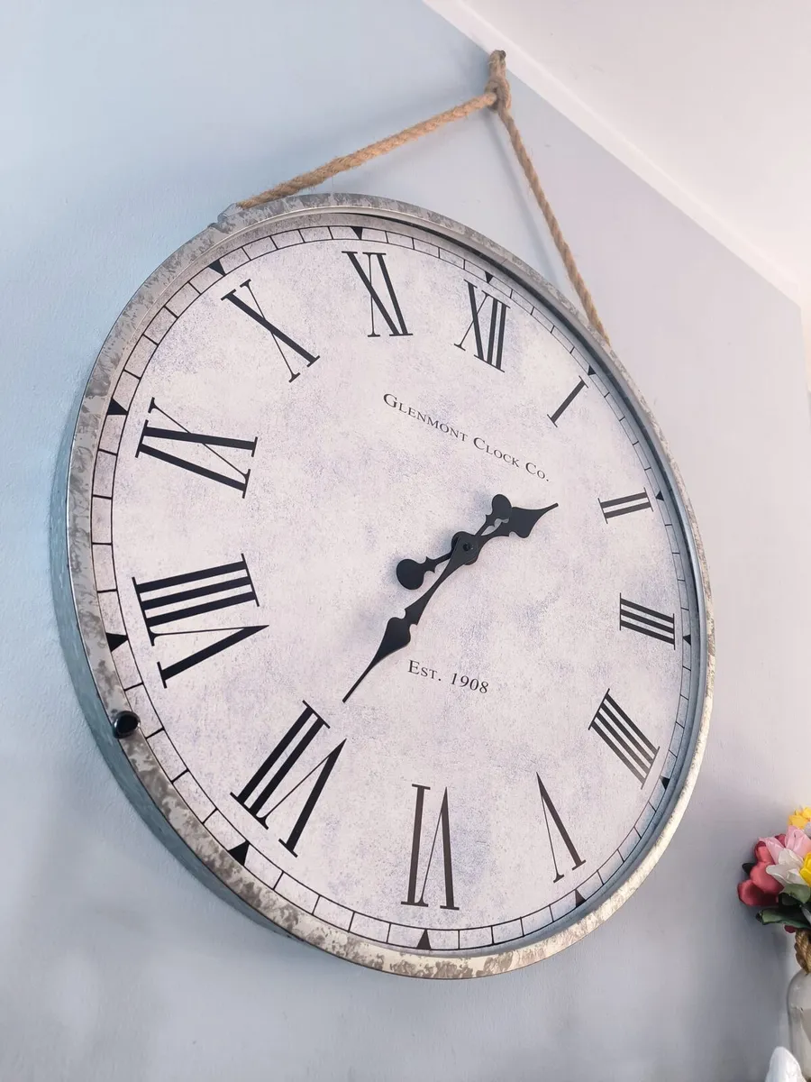Large Vintage-Style Wall Clock - Image 2