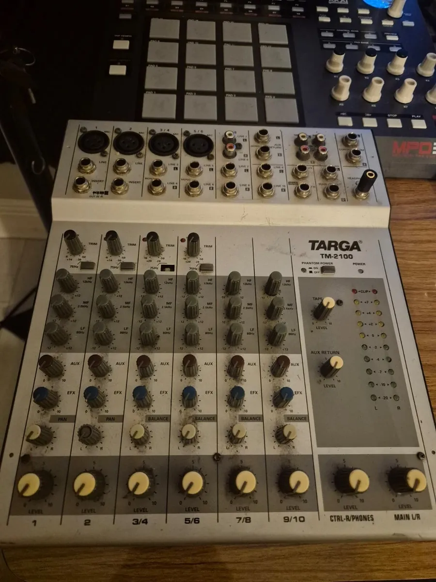 Targa TM-2100 10-Channel Analogue Mixer - Image 2