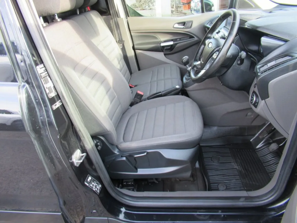1.5 200 EcoBlue Limited Panel Van 5dr Diesel Manua - Image 3