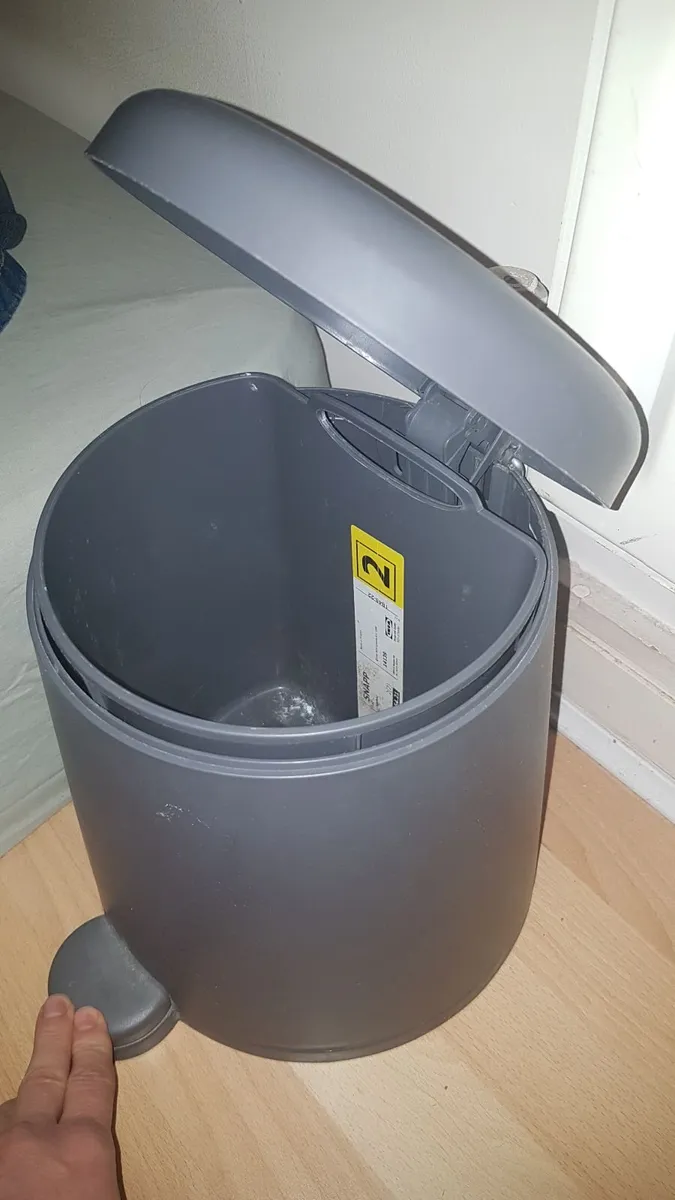 Small Ikea bin - 5 L in Bathroom Dublin  in - Image 2