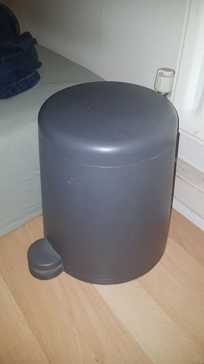 Small Ikea bin - 5 L in Bathroom Dublin  in - Image 4