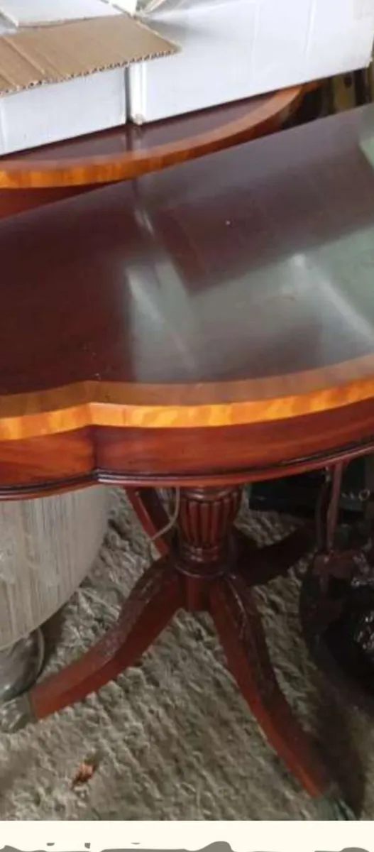 Vintage Duncan Phyfe style tables