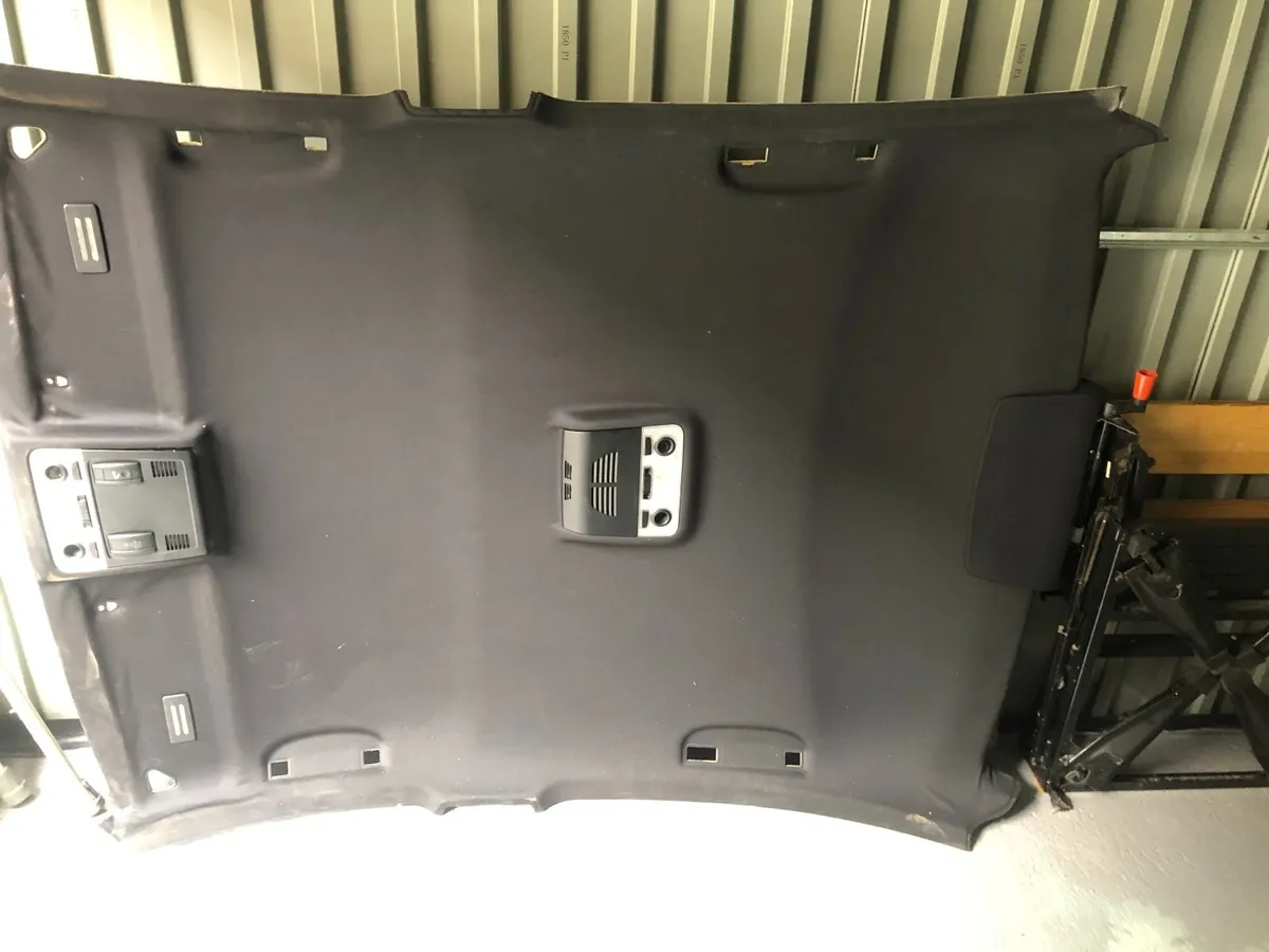 2010 MSPORT BMW 320 SERIES SEATS AND INTERNAL ROOF - Image 1