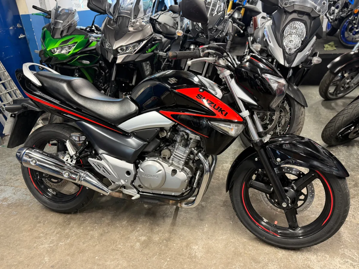 2015 Suzuki Inazuma 250 - Image 2