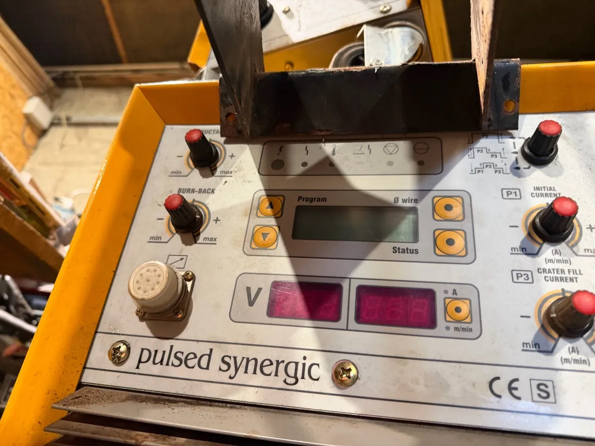 INE Mig inverter welder in perfect order - Image 4