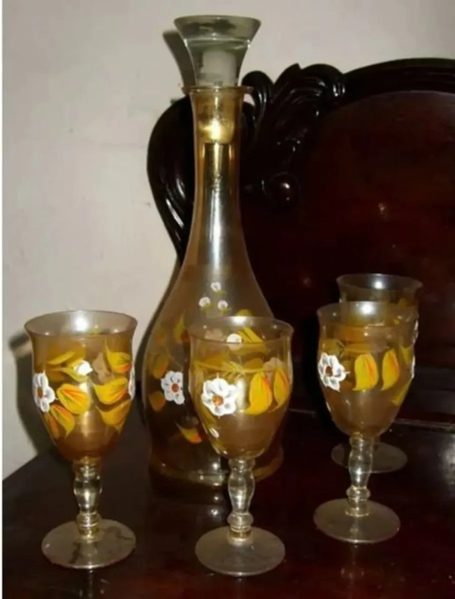 Vintage Bohemian Amber Glass Decanter & 4 Glasses - Image 2