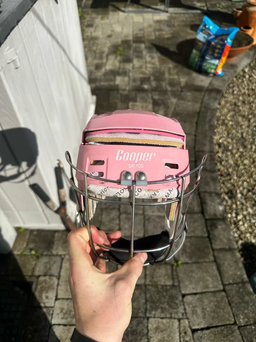 Newstyle helmet - Image 1