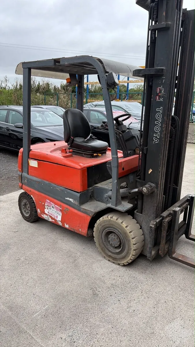 Forklift - Image 1