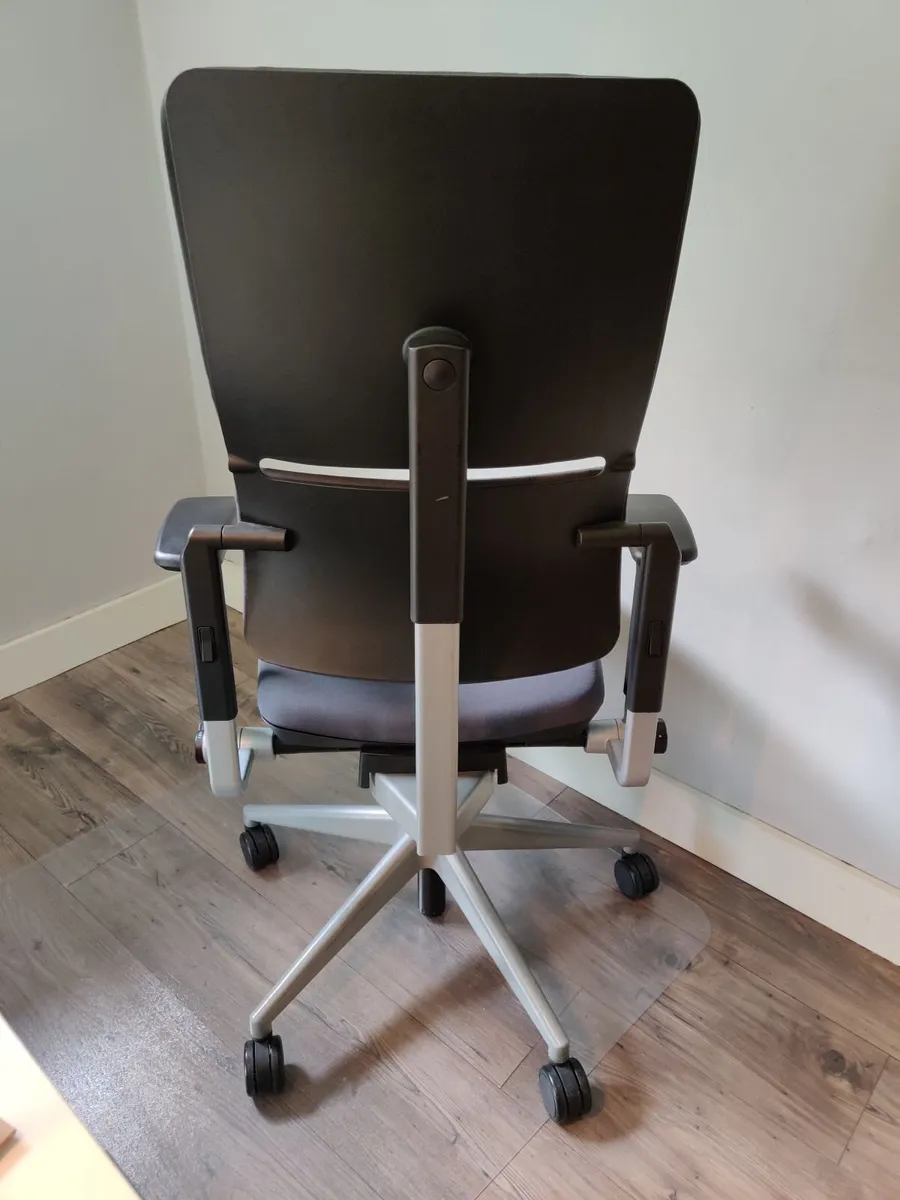 Steelcase office chair - Image 2