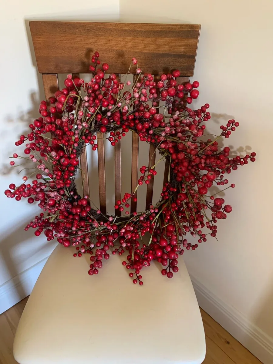 Christmas Door Wreath - Image 3