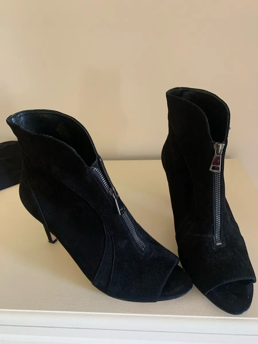 Ladies Ankle Boots - Image 1