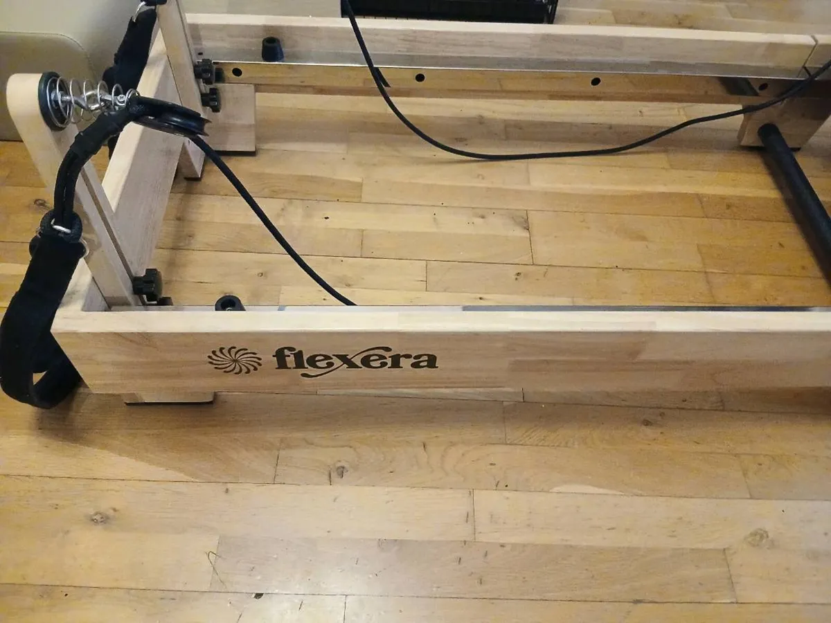 Flexera Folding Pilates Reformer - Image 2