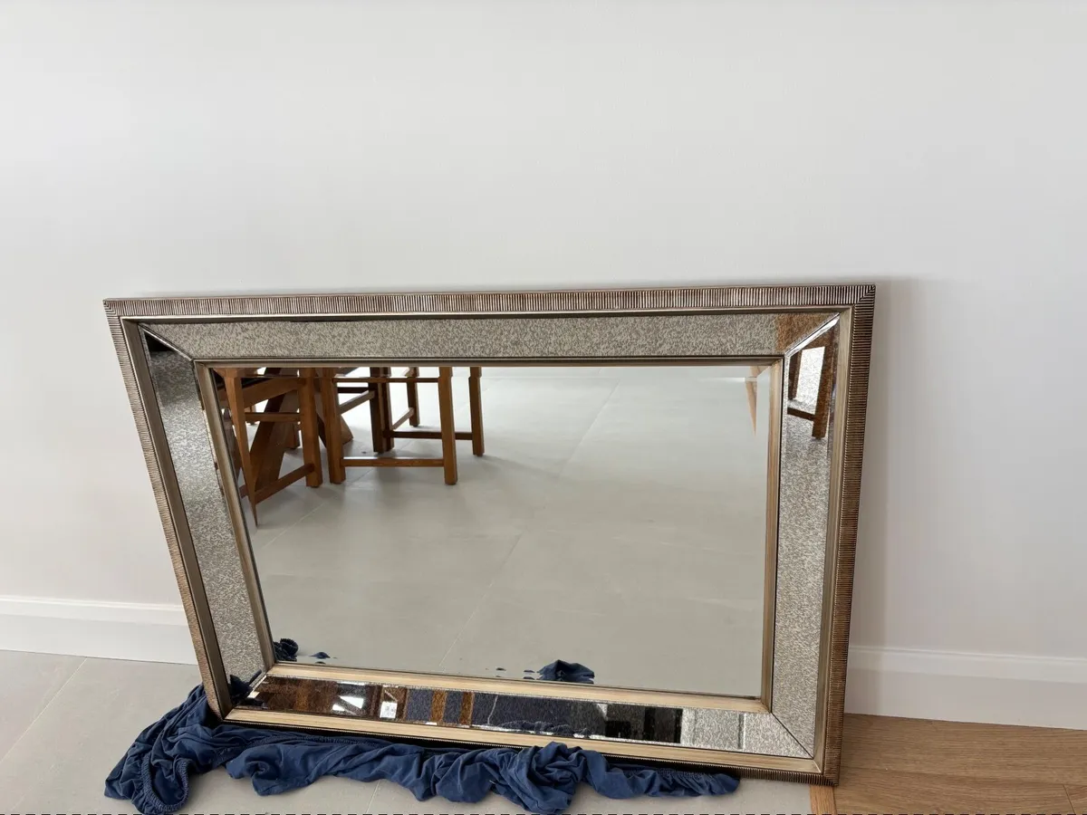 Mirror - Image 2