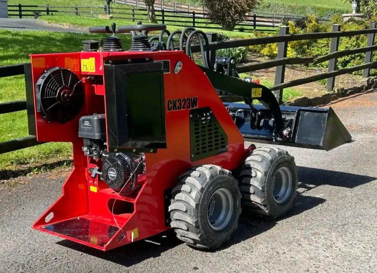 CAPTOK MINI SKIDSTEER CK323 - Image 4