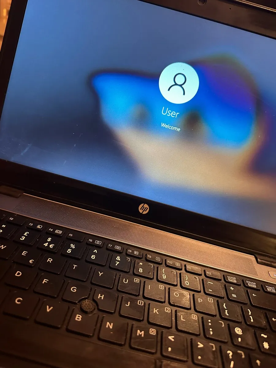 HP Elitebook 840 laptop - Image 2