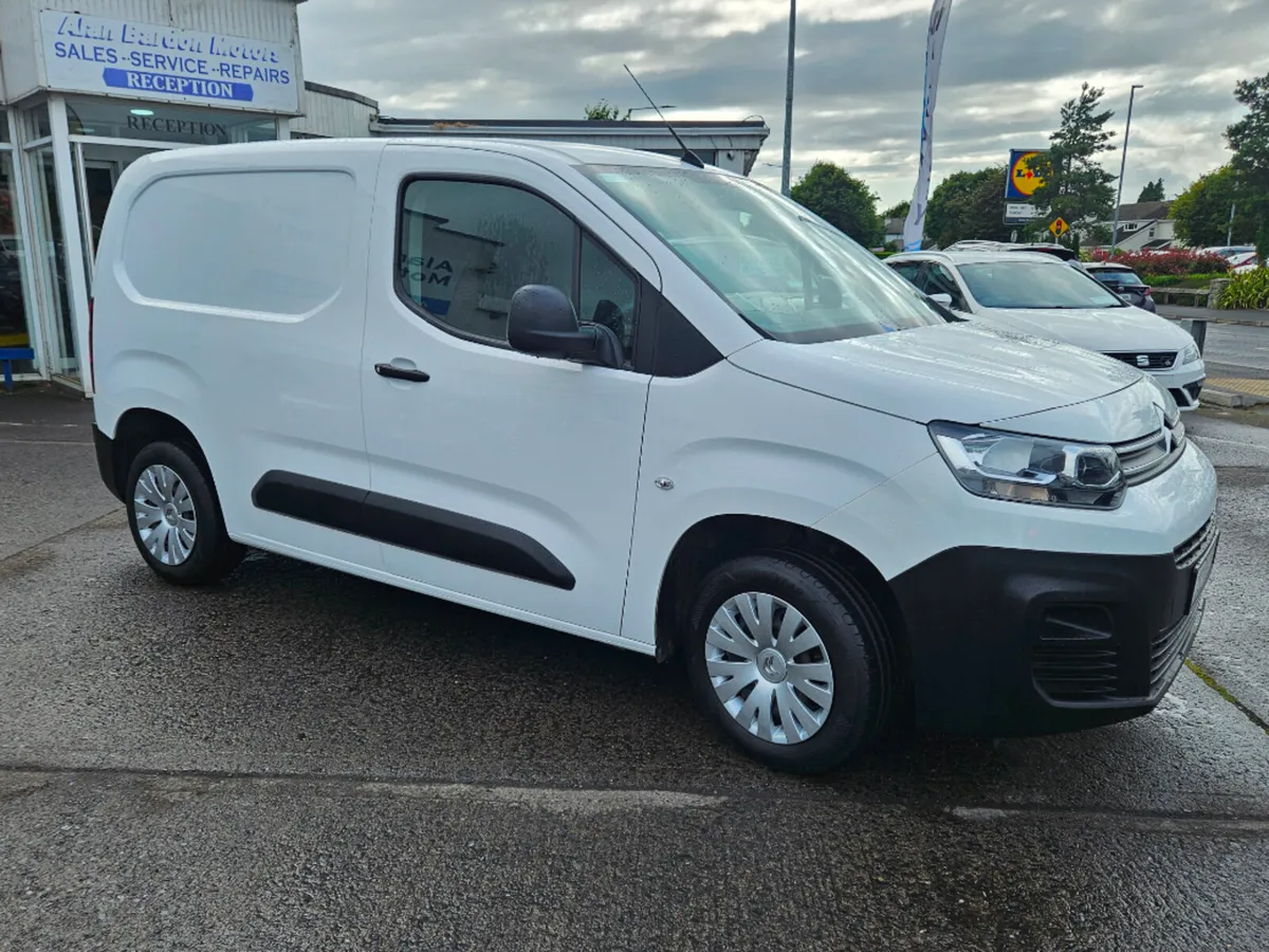Citroen Berlingo K9 LX 1.5 Bluehdi 75 650KG M 3 - Image 1