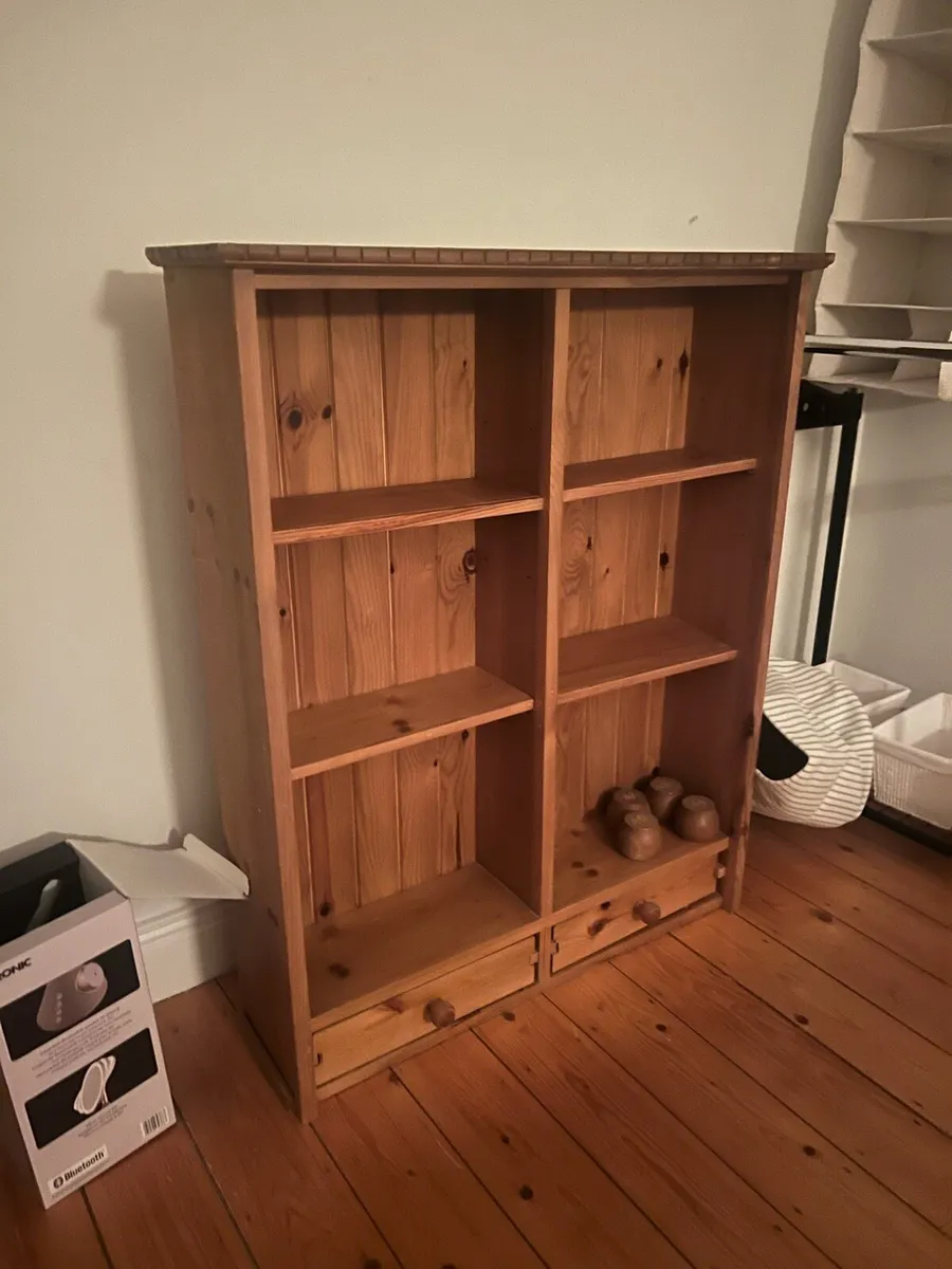 Open shelf’s - Image 1