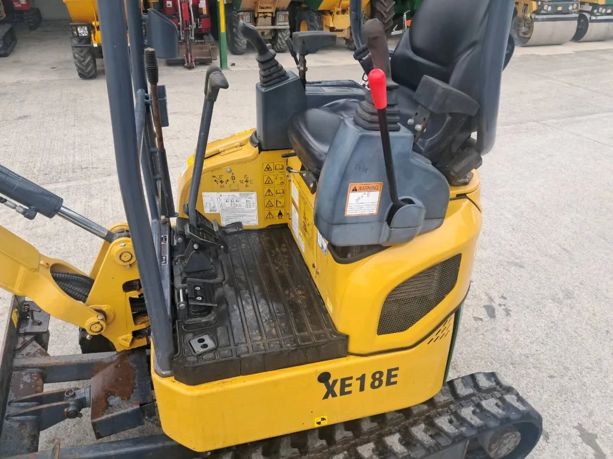 XCMG XE18E - Image 3