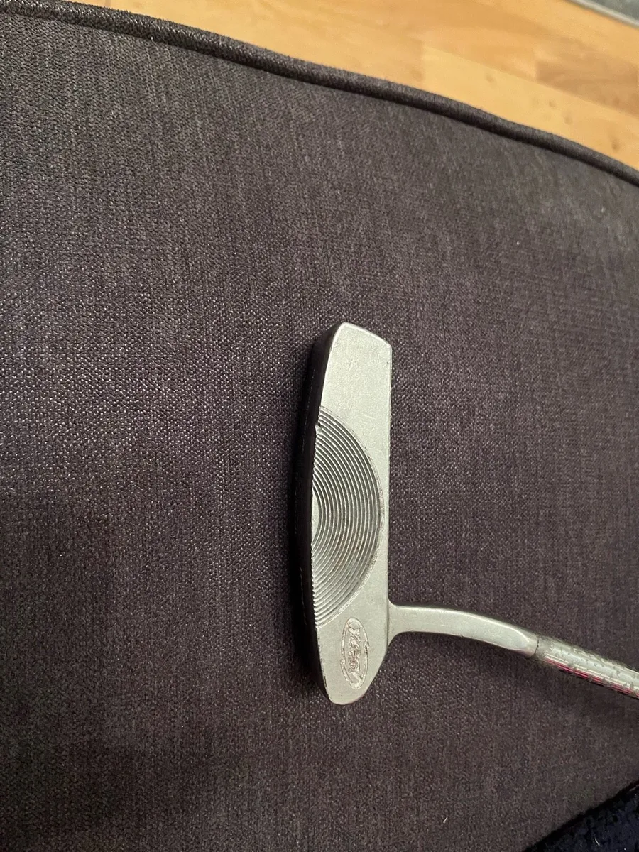 YES C groove putter - Image 2