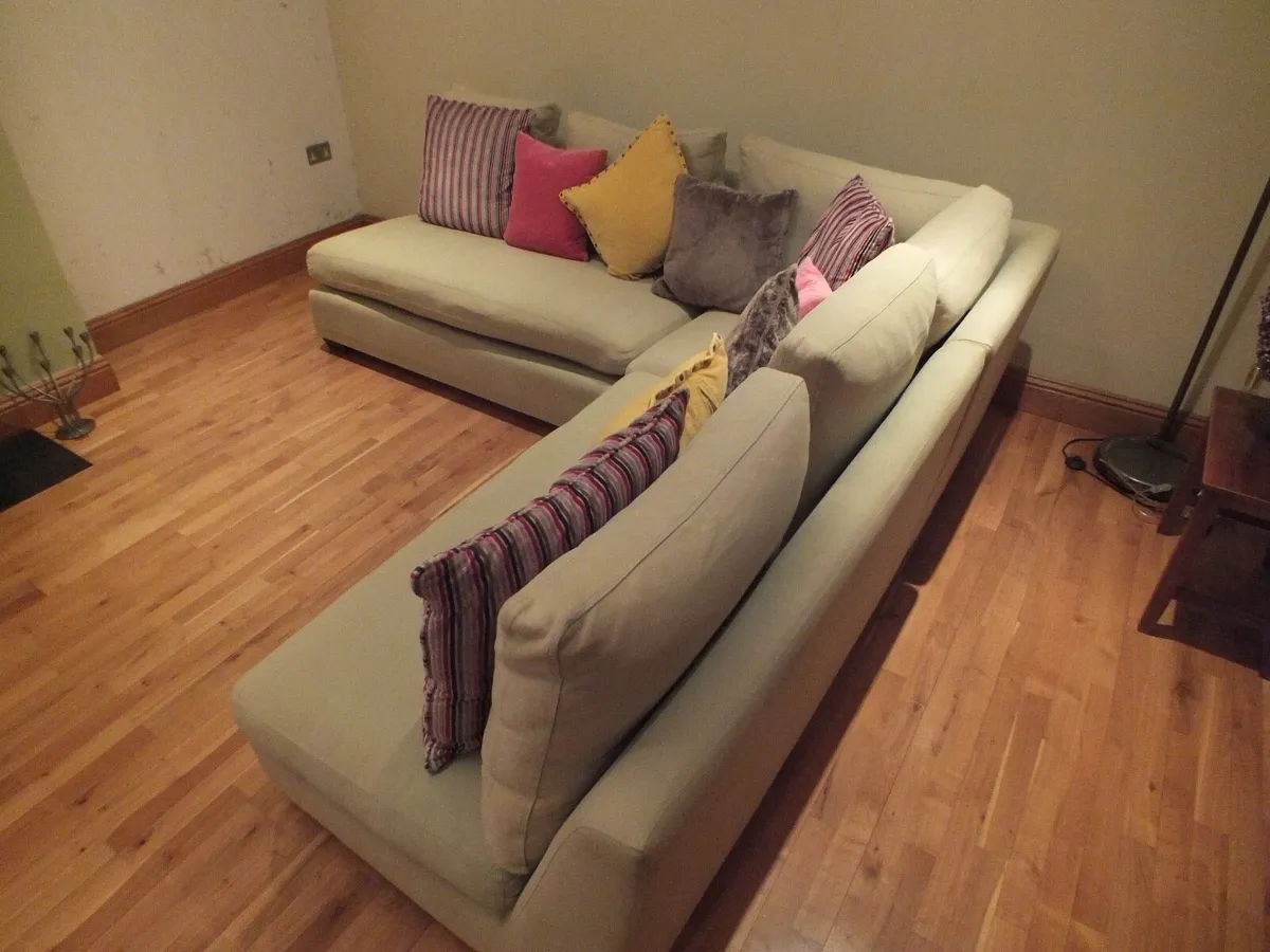 Corner Couch - Image 3