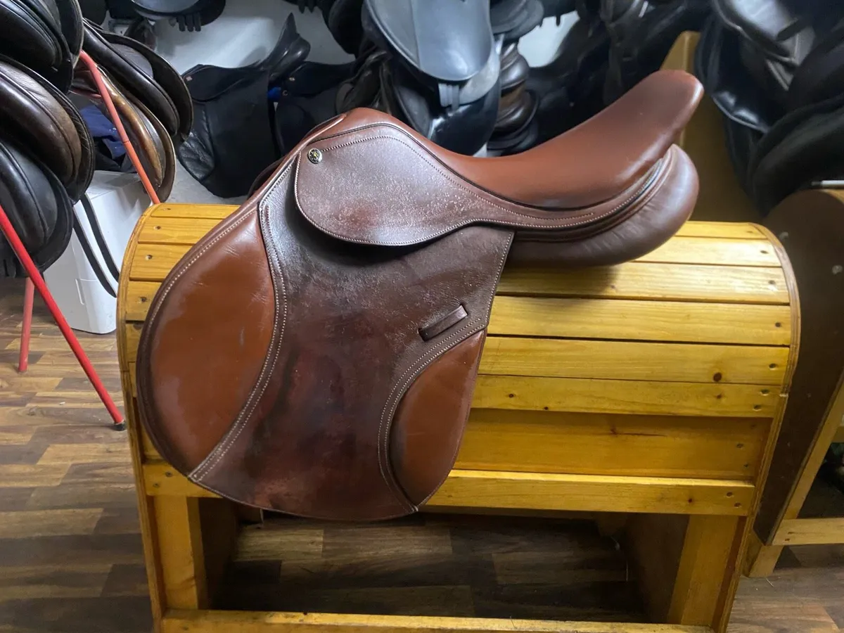 Fusion brown Leather jump saddle - Image 4