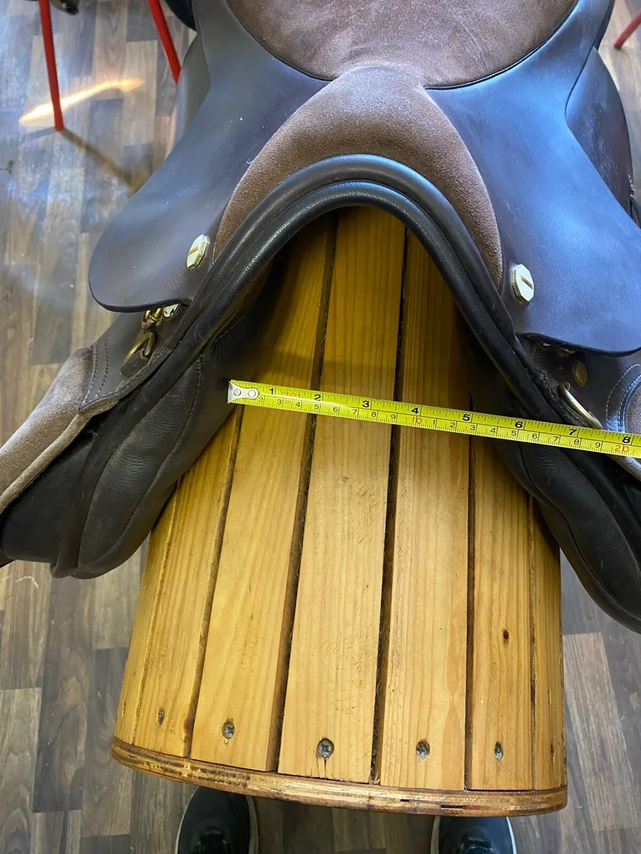 Suede and Leather working hunter  saddle - Image 2
