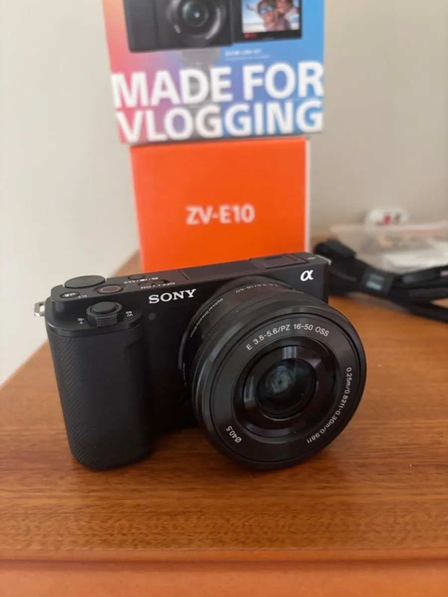 Song zv e10 - Image 3