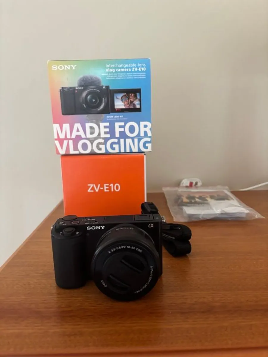 Song zv e10 - Image 1