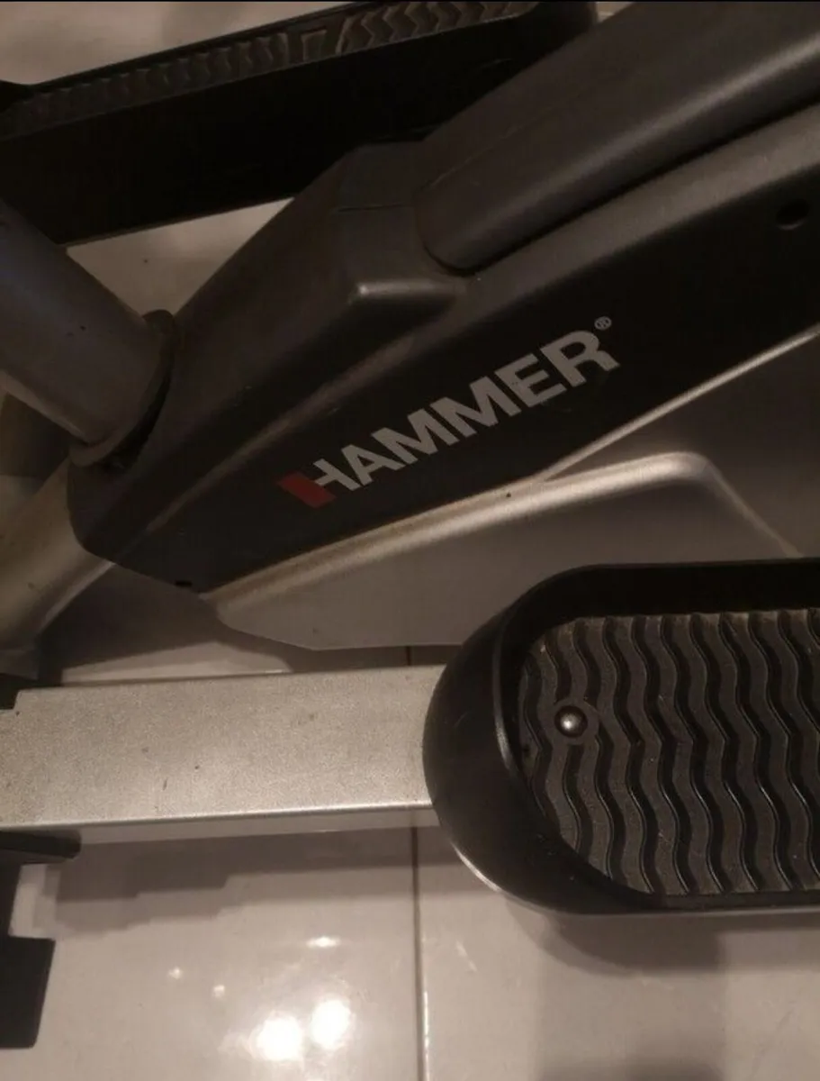 FREE Crosstrainer - Image 4