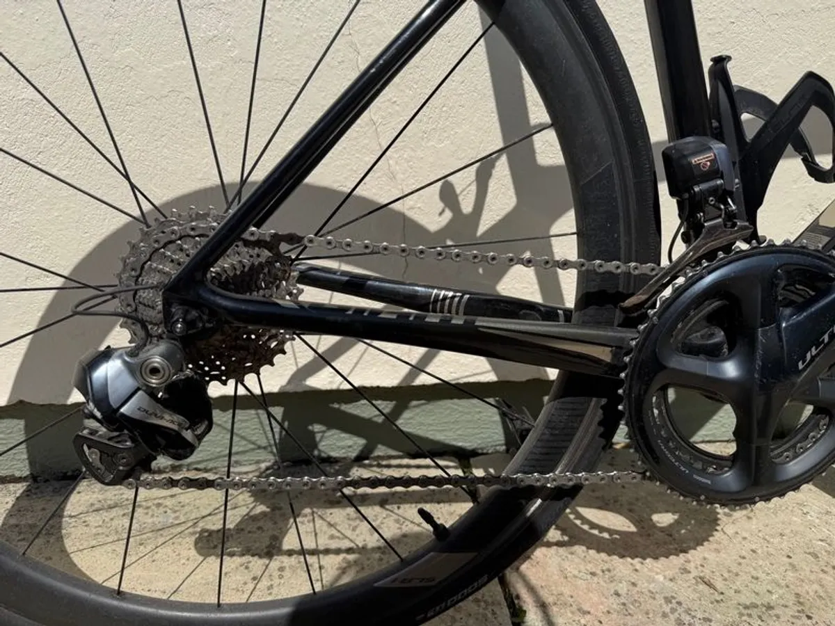Giant TCR Advanced SL  Dura-Ace Di2 - Image 3