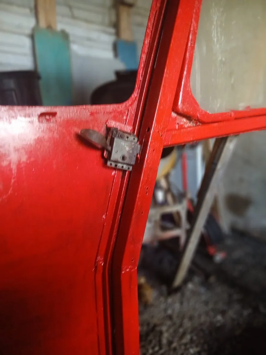 Cab for Massey Ferguson - Image 4