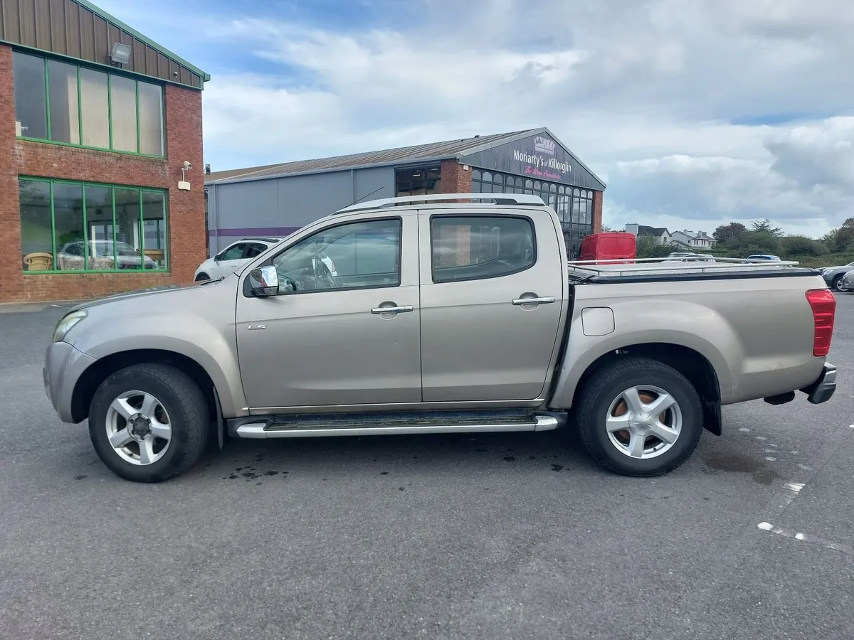 Isuzu D-Max 2015 - Image 2