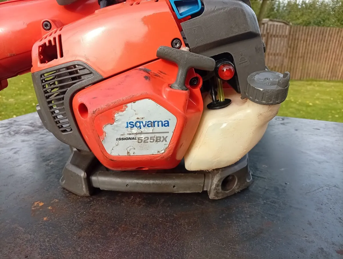Husqvarna 525BX leaf blower for sale - Image 2