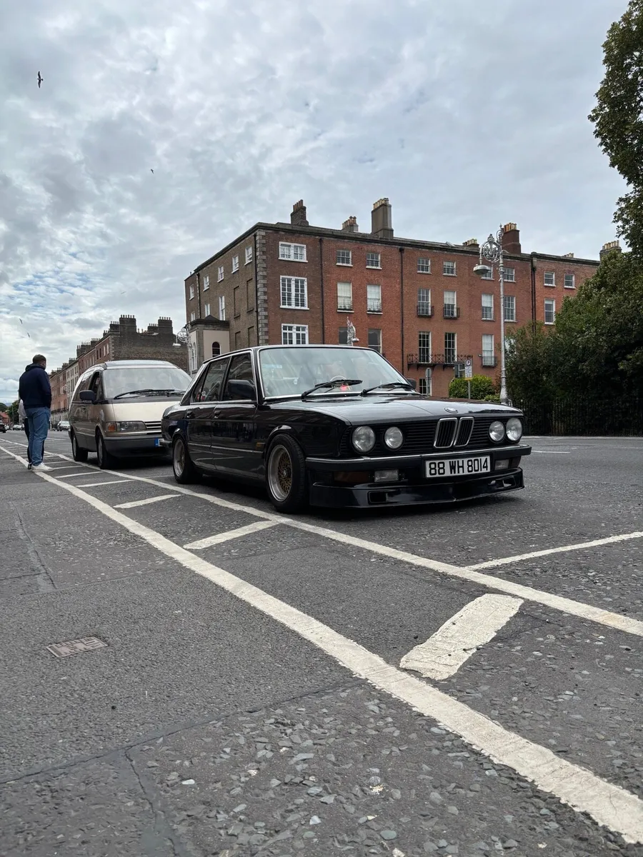 1988 BMW 520i e28 - Image 4