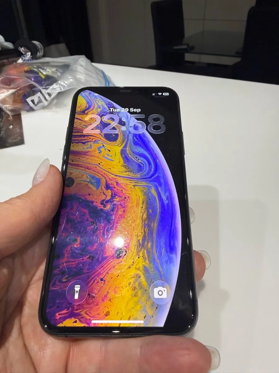 iPhone 11 Pro 256 GB - Image 4