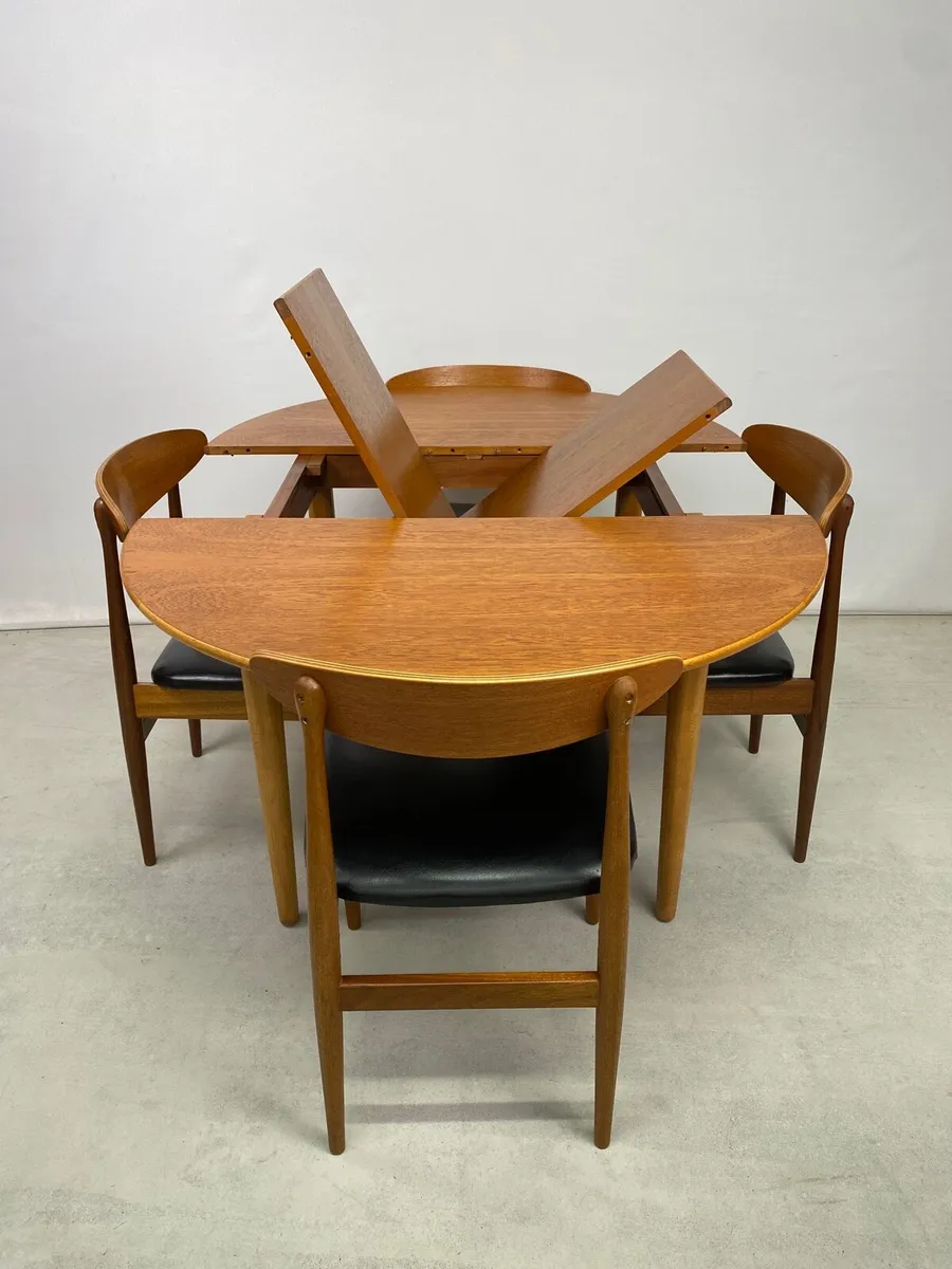 Mid Century Jentique Dining Table & Chairs - Image 4